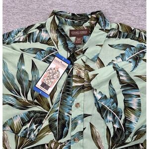 Cooke Street Hawaiian Shirt Mens Large Green Button Up Travel Vacation NEW